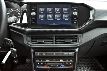 Volkswagen T-Cross SUV 1.0 TSI 110KM 2021 Volkswagen T-Cross Bezwypadkowy / Salon Polska /, zdjęcie 18