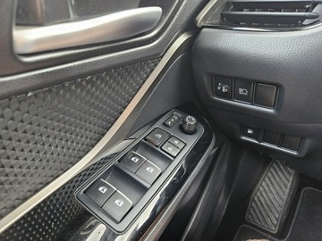 Toyota C-HR I Crossover 1.8 Hybrid 122KM 2019 Toyota C-HR 1,8 Hybryda 122KM automat kamera, zdjęcie 13