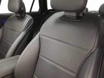 Mercedes GLC C254/X254 Coupe 2.0 200 204KM 2025 MERCEDES-BENZ GLC 200 4-Matic Avantgarde 2.0 (204KM) 2025, zdjęcie 11