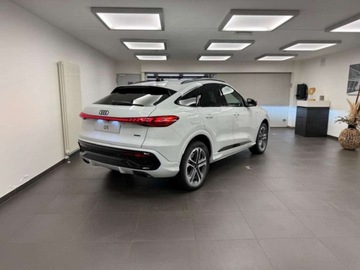 Audi 2025 AUDI Q5 TFSI quattro S line Sportback Suv 2.0 (204KM) 2025, zdjęcie 1