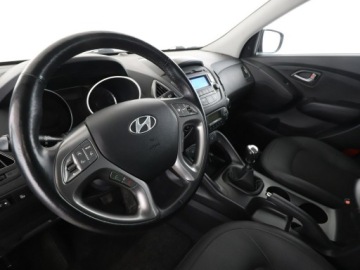 Hyundai ix35 SUV Facelifting 1.7 CRDi 115KM 2015 Hyundai ix35 klima auto grzane fotele czujniki, zdjęcie 13