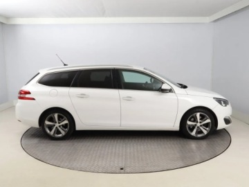 Peugeot 308 II SW 2.0 BlueHDi 150KM 2015 Peugeot 308 2.0 BlueHDi, Salon Polska, Navi, zdjęcie 5