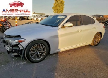 Alfa Romeo Giulia II Sedan Facelifting 2.0 Turbo 280KM 2020 Alfa Romeo Giulia 2020 2.0 Benzyna 280KM