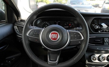 Fiat Tipo II Station Wagon Facelifting 1.0 T3 Turbo 100KM 2020 Fiat Tipo Niski przebieg Gwarancja 12 miesiecy od RIA Benzyna 100KM, zdjęcie 17