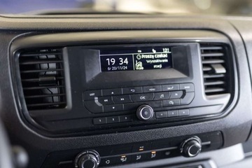 Toyota 2022 Toyota Proace Verso Proace Verso 9 osobowy 2.0 D-4D Long 2,8t 2.0 Diesel, zdjęcie 32