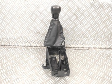 LEWAREK GAŁKA ZMIANY BIEGÓW 55497889 55491492 OPEL ASTRA K V