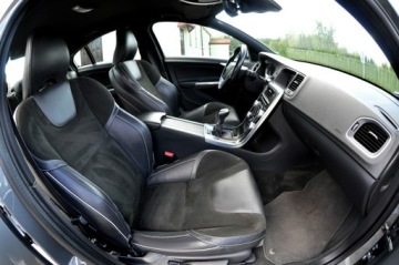 Volvo S60 II Sedan Facelifting 2.0 D3 DRIVE-E 150KM 2015 Volvo S60 R-Desing Bi Xenon Ledy Digital City, zdjęcie 20