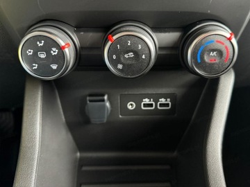 Renault Clio V Hatchback 5d Facelifting 1.0 TCe 90KM 2025 Od ręki - Evolution 1.0 TCe 90KM / kamera cofania, zdjęcie 10