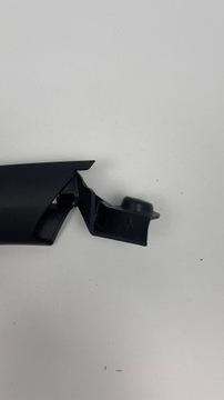 VW GOLF VII 7 2012 -> РУЧКА КРЕПЛЕНИЯ КРЫШКИ ЗЕРКАЛА ПРАВАЯ 5G0837994