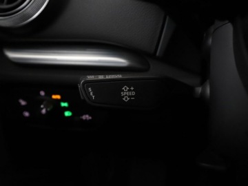 Audi A3 8V Limousine Facelifting 1.0 TFSI 115KM 2018 Audi A3 Limousine xenon/LED klima auto grzane, zdjęcie 18