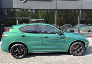 Alfa Romeo Stelvio SUV Facelifting 2.9 510KM 2022 Alfa Romeo Stelvio V6 Quadrifoglio 510KM Unikat 2.9 Benzyna 510KM, zdjęcie 4