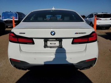 BMW Seria 5 G30-G31 2022 BMW Seria 5 M550xi 2022 4.4l 4.4 Benzyna 523KM, zdjęcie 2