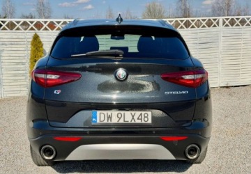 Alfa Romeo Stelvio SUV 2.0 Turbo 280KM 2018 Alfa Romeo Stelvio Alfa Romeo Stelvio 2.0 Turbo 16V AT8-Q4 Lusso 2.0 280KM, zdjęcie 25