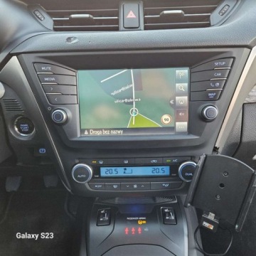 Toyota Avensis III Wagon Facelifting 2015 2.0 D-4D 143KM 2016 Toyota Avensis Kamera CofaniaNawigacjaAluminiowe FelgiSkorzana TapicerkaGw, zdjęcie 35