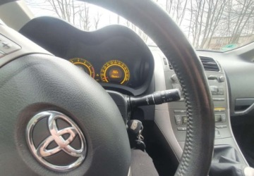 Toyota Auris I Hatchback 3d Facelifting 1.33 Dual VVT-i 101KM 2009 Toyota Auris Toyota Auris 1.33 VVT-i Life 1.3 Benzyna 101KM, zdjęcie 15