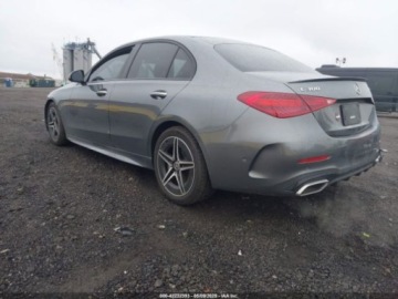 Mercedes Klasa C W206 2024 Mercedes-Benz Klasa C 300, 2024r., 4x4, 2.0L 2.0 Benzyna 255KM, zdjęcie 3