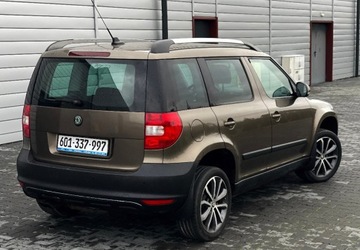 Skoda Yeti Minivan 2.0 TDI CR DPF 4x4 140KM 2011 Skoda Yeti 2.0 Diesel 140 KM 4x4 Nawigacja 2.0 Diesel 140KM, zdjęcie 6