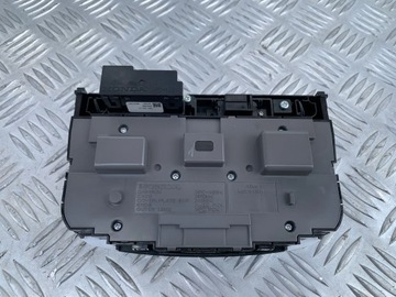 LAMPA POLSTROVÁNÍ HONDA HR-V II 15- 1.5 I-VTEC