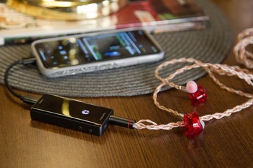 Усилитель для наушников EarMen Colibri с ЦАП ES9281, БАТАРЕЕЙ USB MQA