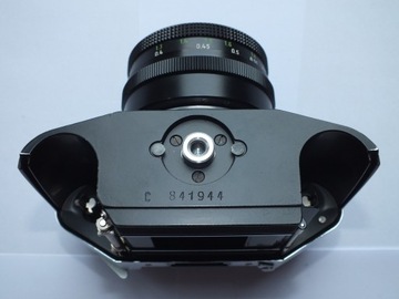 EXA 1b + Tessar 50 мм 1:2,8 Carl Zeiss Jena Pack.
