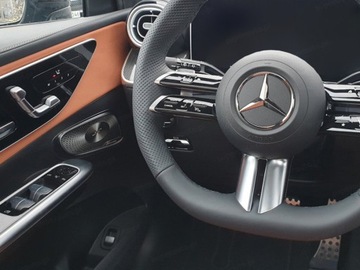 Mercedes GLC C254/X254 2025 GLC Coupe 300 e 4-Matic AMG Line 2.0 (360KM) 2025, zdjęcie 8