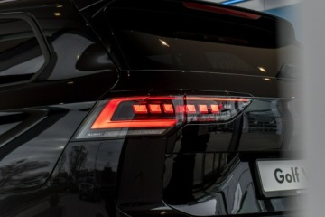 Volkswagen Golf VIII R Facelifting 2.0 TSI 333KM 2025 Volkswagen Golf Variant R 2.0 TSI 4Motion 333 KM, zdjęcie 6