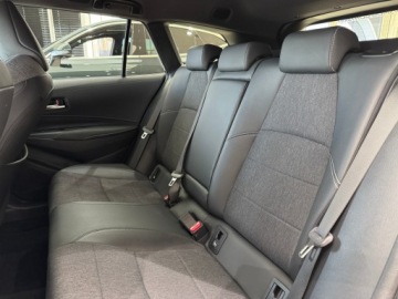 Toyota Corolla XII TS Kombi Facelifting 2.0 Hybrid Dynamic Force 196KM 2022 Toyota Corolla Comfort + Tech + Style / Kamera cof, zdjęcie 11