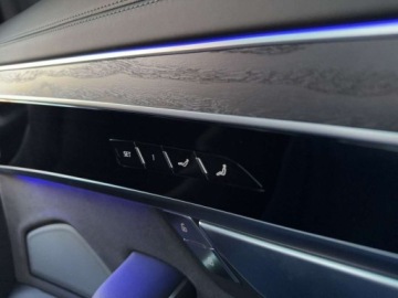 Audi A8 D5 Sedan Facelifting 4.0 60 TFSI 460KM 2023 Audi A8 Long V8 TFSI Noktowizor szklany dach 4x Masaze BO-Advanced Gwaranc, zdjęcie 17