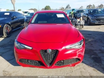 Alfa Romeo Giulia II Sedan Facelifting 2.0 Turbo 280KM 2020 Alfa Romeo Giulia 2020 Alfa Romeo Giulia RWD 2.0 Benzyna 280KM, zdjęcie 8