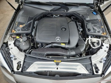 Mercedes Klasa C W205 2019 Mercedes-Benz Klasa C 300 4Matic 2019 2.0L 2.0 Benzyna 255KM, zdjęcie 6