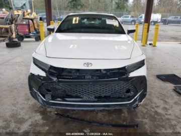 Toyota 2023 Toyota Crown 2023r., 4x4, 2.4L 2.4 Hybryda 264KM, zdjęcie 6