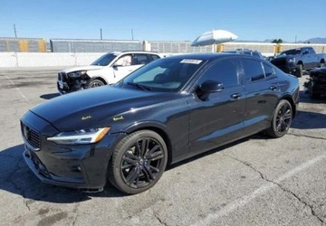 Volvo S60 III 2024 Volvo S60 Auta z USA - Zapytaj o wiecej ofert 2.5 Benzyna 254KM