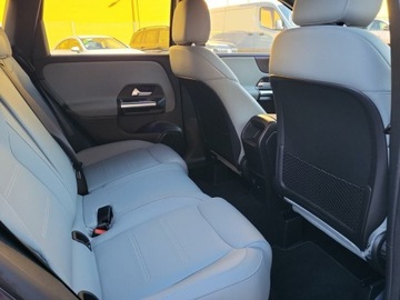 Mercedes Klasa B W247 Sports Tourer Facelifting 1.3 200 163KM 2023 Mercedes-Benz B 200 Hak holowniczy/MBUX/Oświetleni, zdjęcie 19