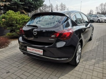 Opel Astra J GTC 1.4 Turbo ECOTEC 140KM 2013 Opel Astra 1,4 T140KM Klimatr Temp Alu17 LIFT, zdjęcie 5