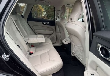 Volvo XC60 2020 Volvo XC 60 D4 FullLed El.Klapa Podgrzewane Fotele Skora Kamera Serwis Pie, zdjęcie 26