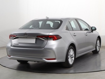 Toyota Corolla XII Sedan 1.5 VVT-i 125KM 2022 Toyota Corolla 1.5 VVT-i, Salon Polska, zdjęcie 4