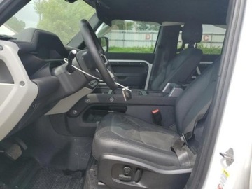 Land Rover Defender IV (L663) 2024 Land Rover Defender 110 X-dynamic se 3.0 Benzyna 395KM, zdjęcie 7