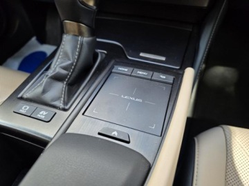 Lexus ES VII (XV70) Sedan 300h 218KM 2021 LEXUS ES 300h Prestige, 2.5l bybryda 218KM*Zadbany*Sprawny technicznie, zdjęcie 18