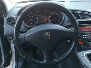 Peugeot 5008 I Minivan 2.0 HDi FAP 150KM 2011 Peugeot 5008 2,0 HDI 150KM Klimatronik ALU 16 7, zdjęcie 13