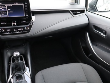 Toyota Corolla XII Sedan 1.5 VVT-i 125KM 2021 Toyota Corolla 1.5 VVT-i, Salon Polska, zdjęcie 7