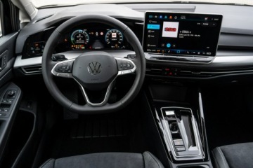 Volkswagen Golf VIII Hatchback Facelifting 1.5 eTSI mHEV 150KM 2025 Volkswagen Golf Style 1.5 TSI eHybrid 150 KM DSG, zdjęcie 18