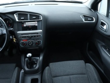 Citroen C4 II Hatchback 5d Facelifting 1.6 VTi 120KM 2015 Citroen C4 1.6 VTi, Salon Polska, Klima, zdjęcie 7