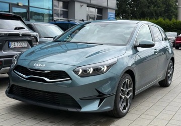 Kia Ceed III Hatchback Facelifting  1.5 T-GDI 140KM 2025 Kia Ceed TRIBUTE dostepny od reki od KIA WOJTANOWICZ Gdynia 1.5 Benzyna, zdjęcie 3