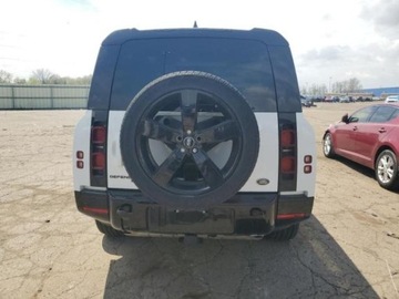 Land Rover Defender IV (L663) 2024 Land Rover Defender 130 X-DYNAMIC SE 2023, od ubezpieczalni 3.0 Benzyna, zdjęcie 5