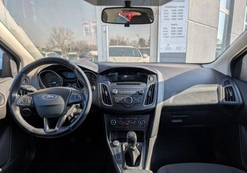 Ford Focus III Sedan Facelifting 1.6 Ti-VCT 125KM 2016 Ford Focus 1.6 Benzyna 125KM SedanManualPakiet WinterSalon PL 1.6 125KM, zdjęcie 11