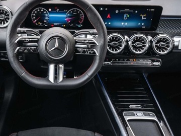 Mercedes GLB SUV 1.3 200 163KM 2025 MERCEDES-BENZ GLB 200 AMG Line Suv 1.3 (163KM) 2025, zdjęcie 6