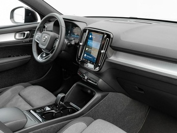 Volvo XC40 Crossover Facelifting 2.0 B3 163KM 2023 Volvo XC 40 WD1498T#B3 Plus Dark Podgrz.f I kier, zdjęcie 28