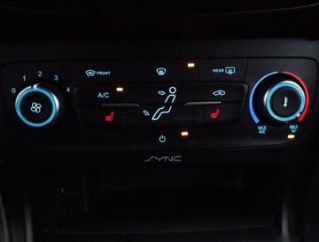 Ford Focus III Kombi Facelifting 1.5 TDCi 120KM 2014 Ford Focus 1.5 TDCi, Navi, Klima, Tempomat, zdjęcie 12