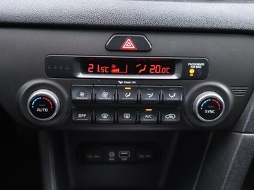 Kia Sportage IV SUV 1.6 GDI 132KM 2016 Kia Sportage 1.6 GDI, Salon Polska, Serwis ASO, zdjęcie 11