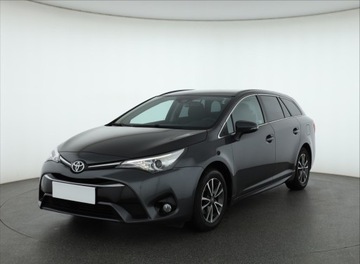 Toyota Avensis III Wagon Facelifting 2015 1.8 Valvematic 147KM 2018 Toyota Avensis 1.8 Valvematic, Salon Polska, zdjęcie 1